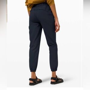 Lululemon Warpstreme High-Rise 7/8 Jogger